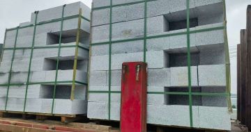 吉林市 芝麻白花岗岩路沿石，平石，路侧石，马路牙子，路缘石，立缘石，平缘石等