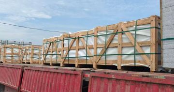 吉林市 芝麻白花岗岩地铺石出口专车-泰国游