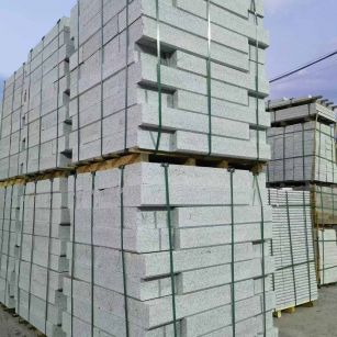 吉林市 芝麻白花岗岩路沿石，路缘石，路肩石，道牙，立缘石，马路牙子，街沿石，侧石等