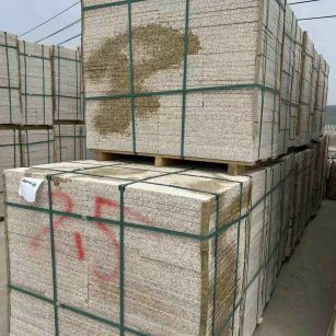 吉林市 黄金麻花岗岩石材荔枝面地铺石2.5*300*600