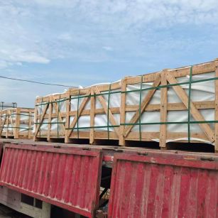 吉林市 芝麻白花岗岩地铺石出口专车-泰国游