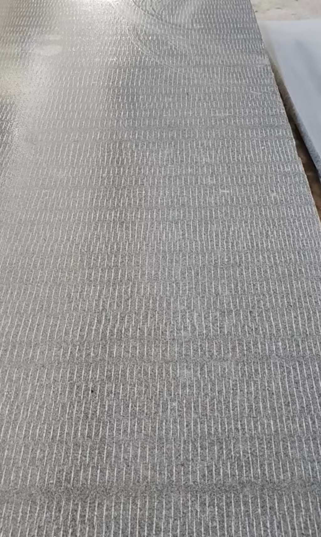 吉林市 芝麻灰花岗岩斧剁面，刀斩面