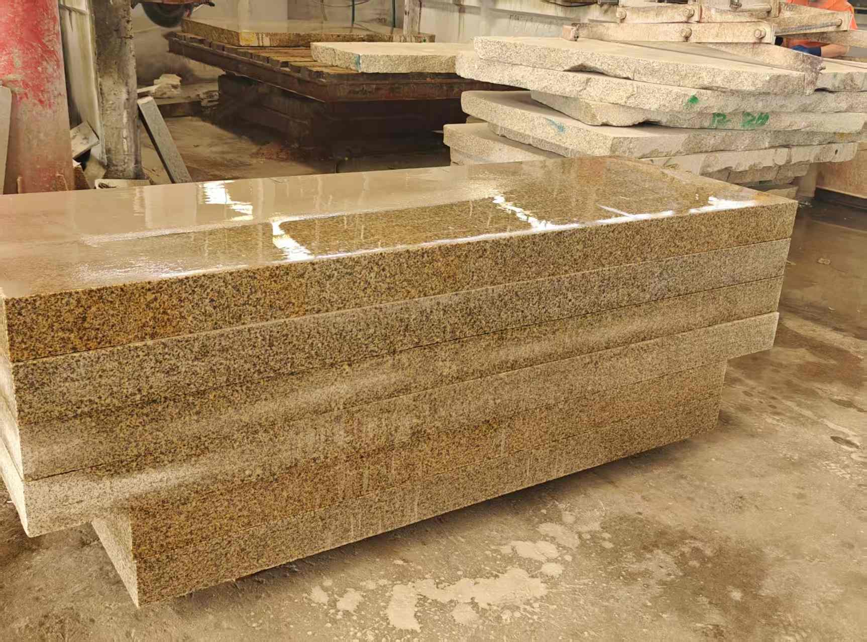 吉林市 黄金麻栏杆料半成品加工中