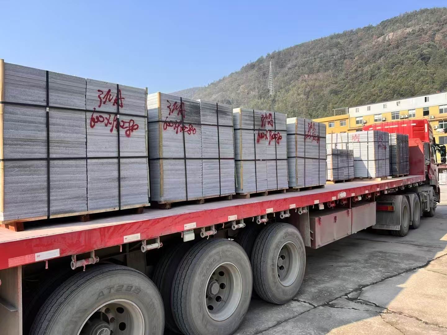 吉林市 芝麻灰地铺石出货日常