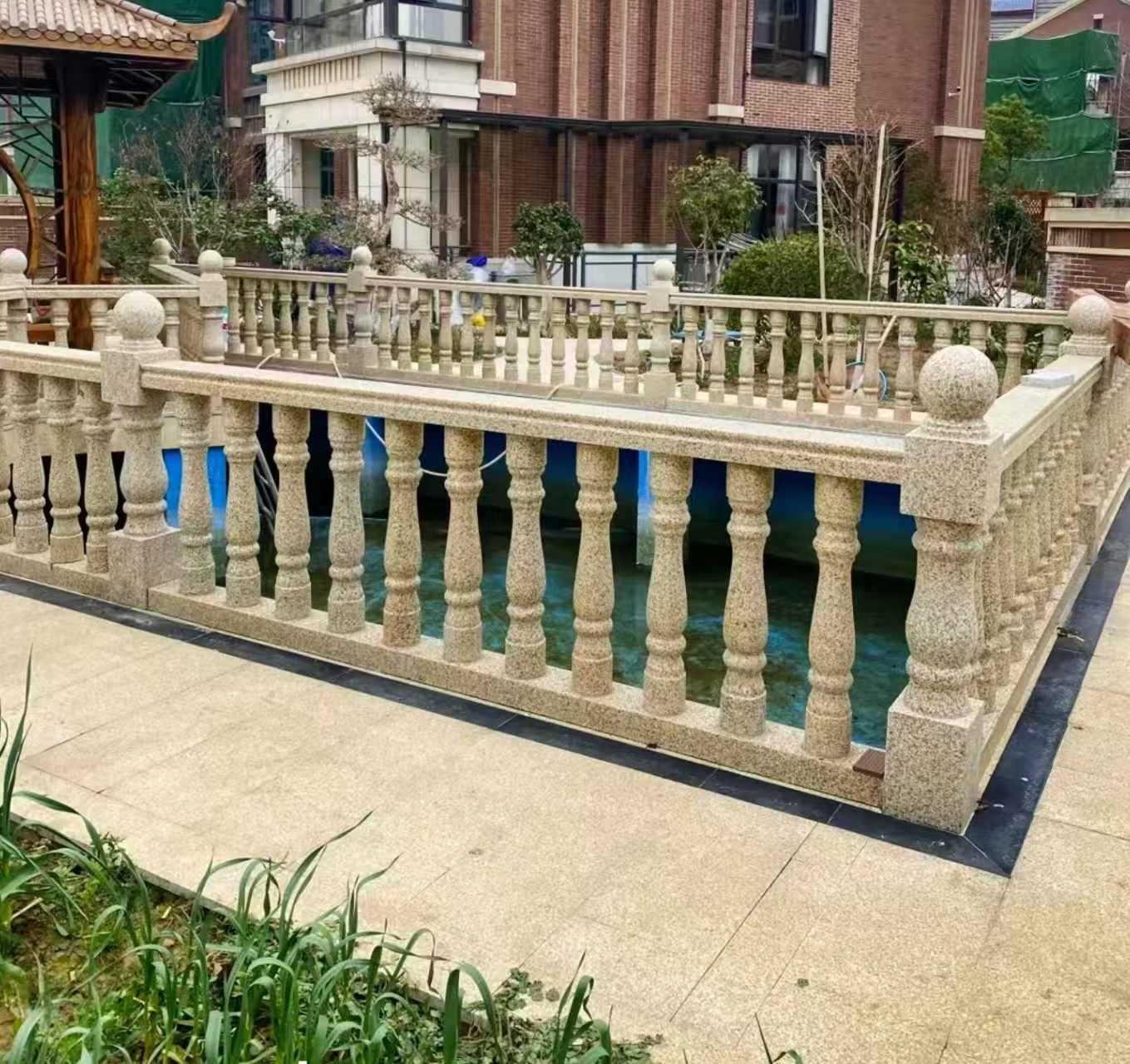 吉林市黄金麻花岗岩石材栏杆，扶手，将军柱，花瓶柱