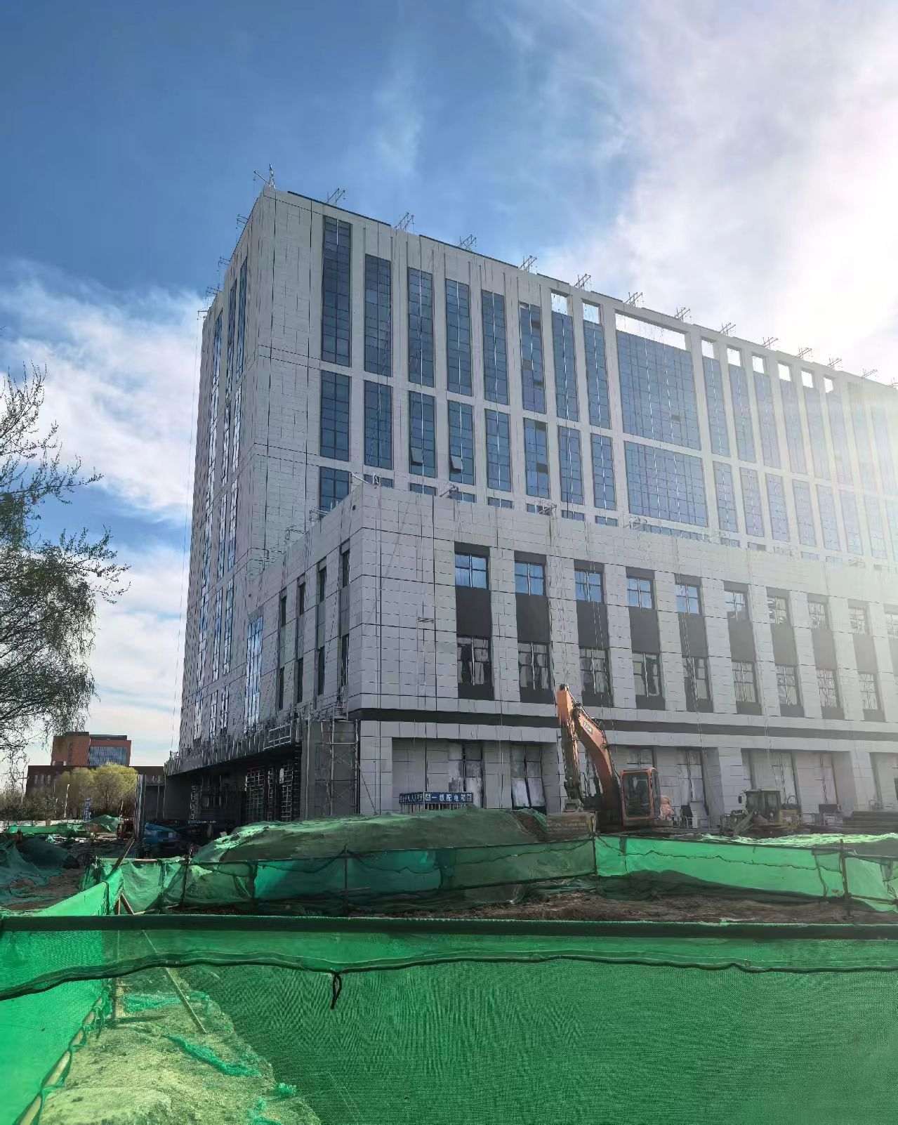 吉林市 白麻花岗岩石材外墙干挂