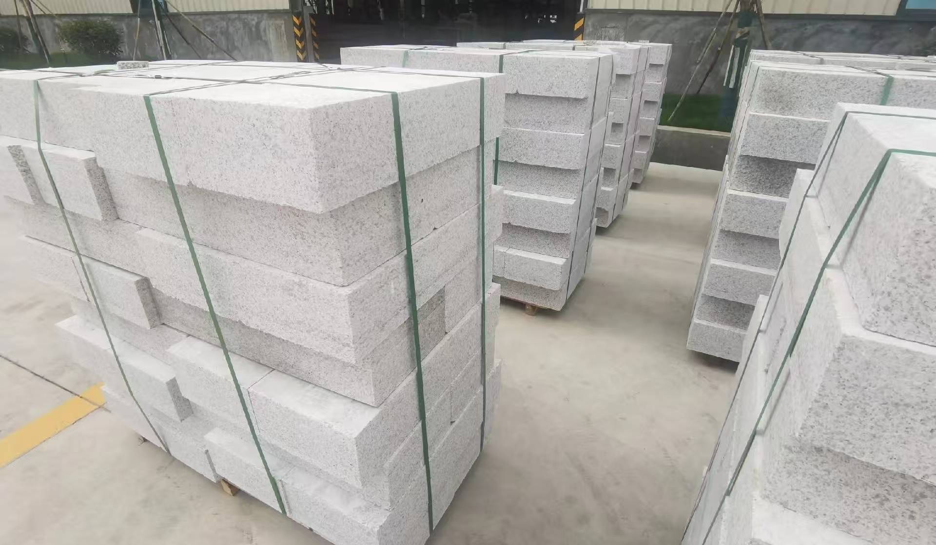 吉林市 白麻花岗岩路沿石，立缘石，平缘石，路牙石，道牙石，马路牙子等