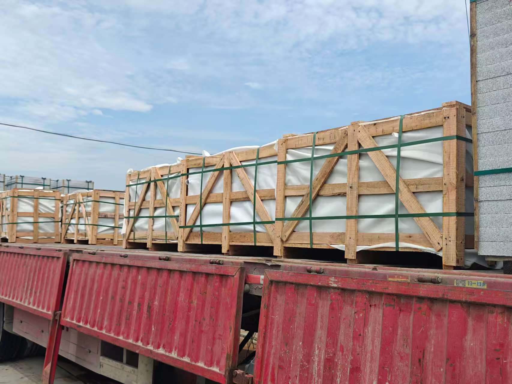 吉林市 芝麻白花岗岩地铺石出口专车-泰国游